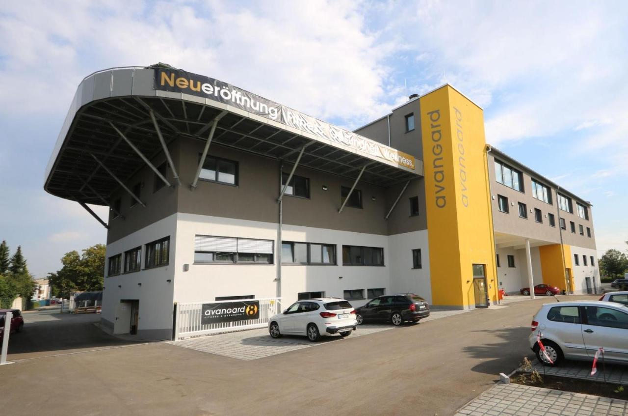 Aparthotel Avangard Living Fitness & Spa 포르히하임 외부 사진