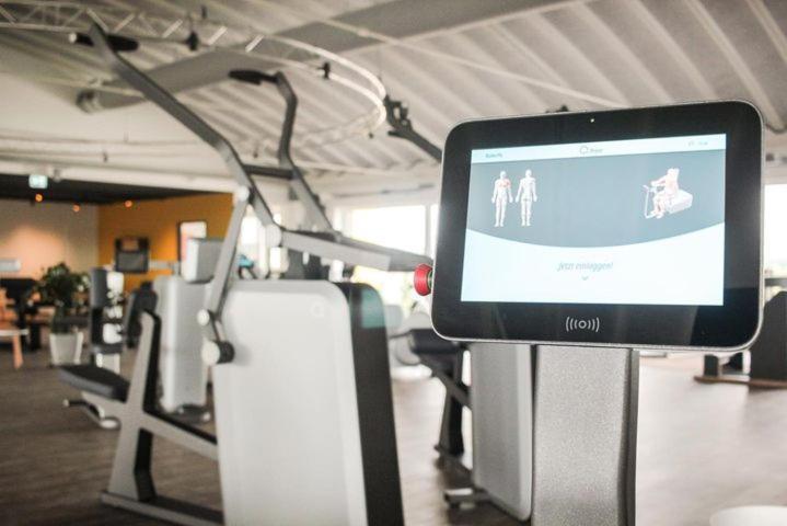 Aparthotel Avangard Living Fitness & Spa 포르히하임 외부 사진